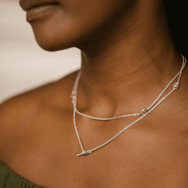 Silver Lariat Necklace Peridot Cabouchons - Image 3